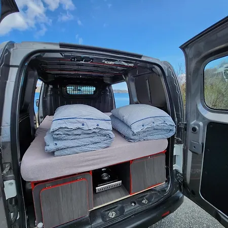 Electric London Black Minicamper Luxury tent *