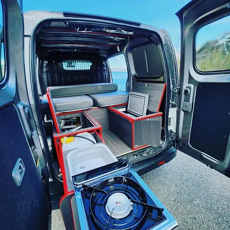 Electric London Black Minicamper Luxury tent